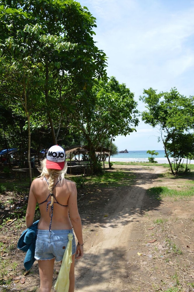 Mojosurf Camp Canggu 22/32