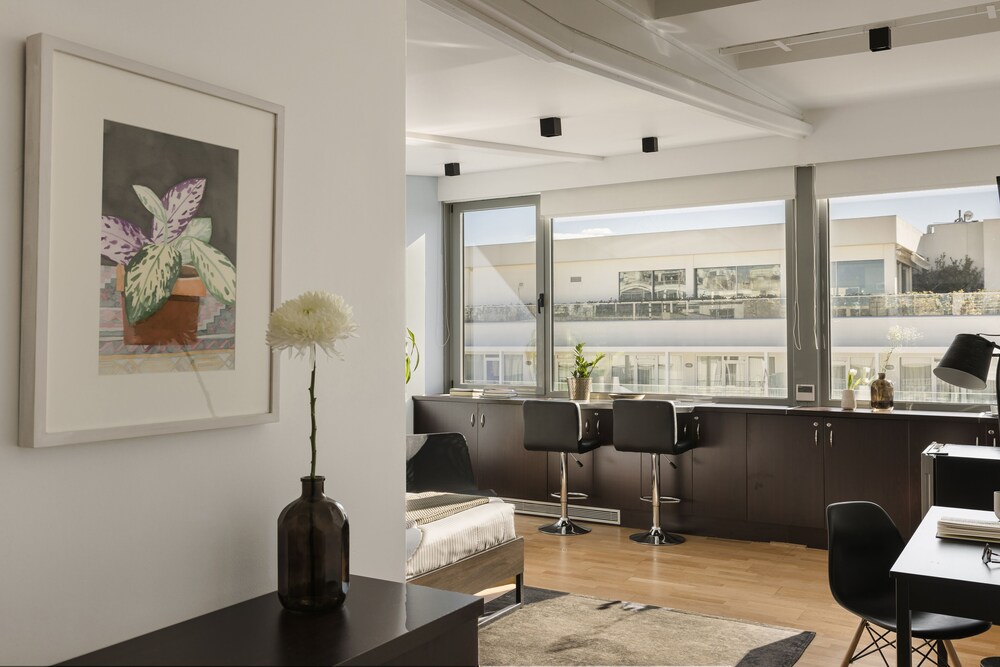 Aria Acropolis Suites 25/34