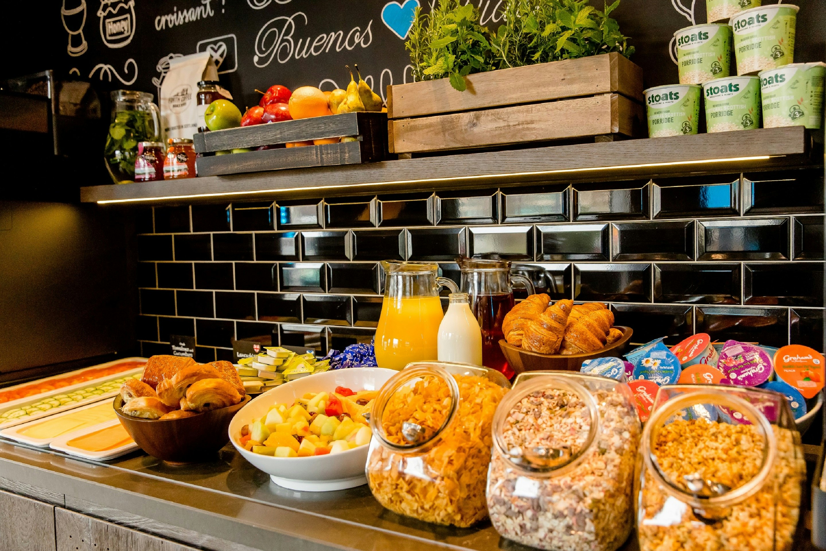 Hotel Motel One London Tower Hill 5/17