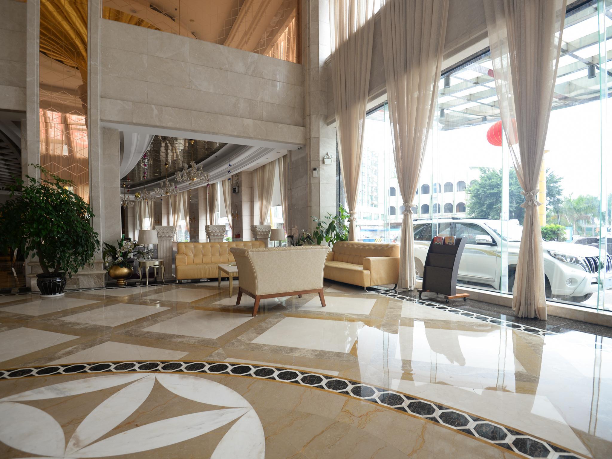 Regency Hotel 39/56