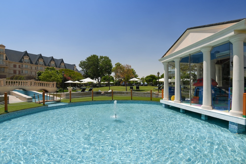 Al Aziziyah Boutique Hotel 63/69
