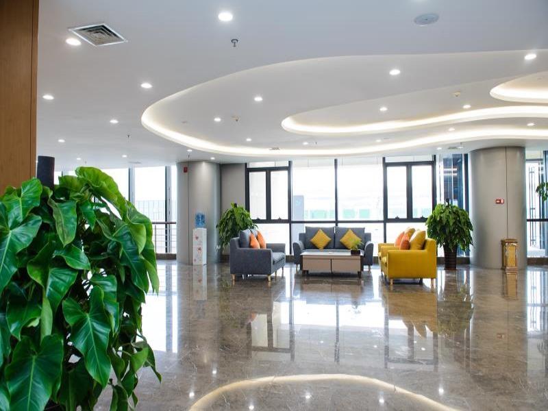 GreenTree Eastern Rizhao High Speed Railway Station Hotel 6/18