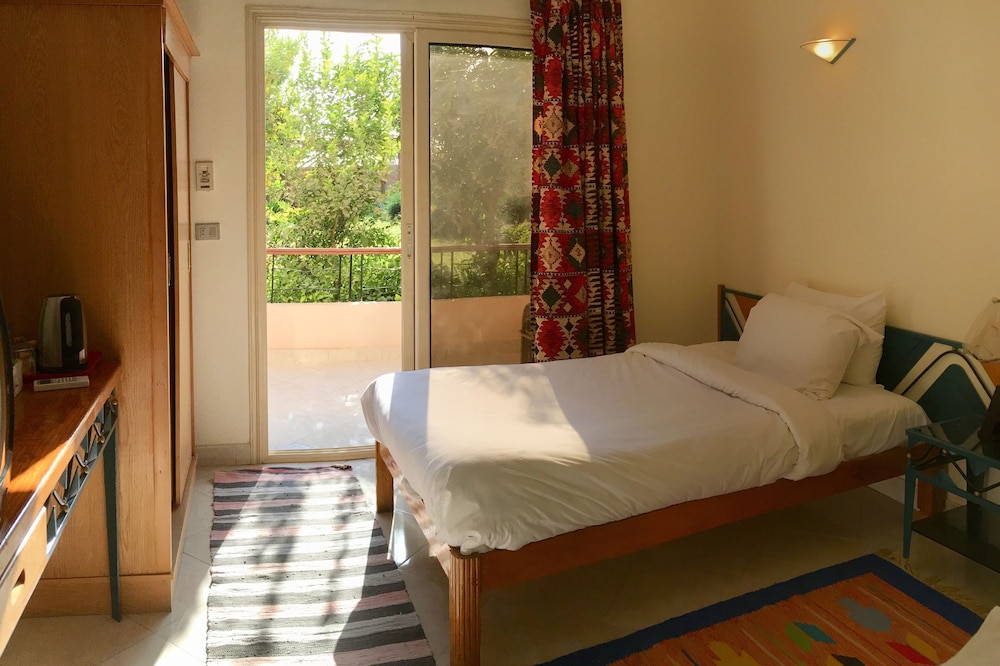 Memnon Hotel Luxor 9/50