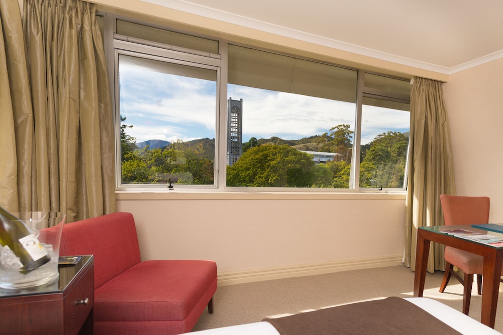 Rutherford Hotel Nelson 37/64