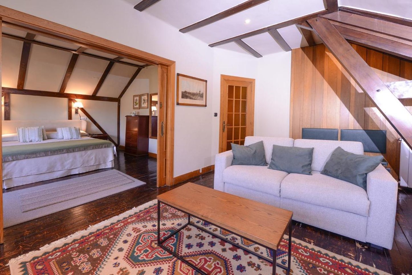 Hotel Alcazar 32/46