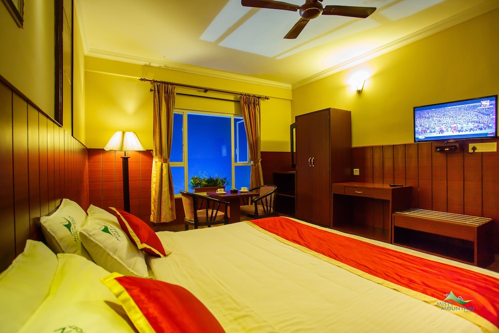 MISTY MOUNTAIN RESORT 9/64