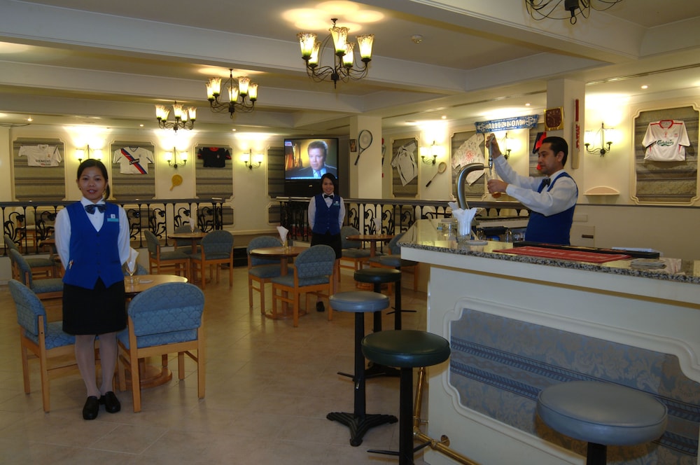 AL FALAJ HOTEL 38/60