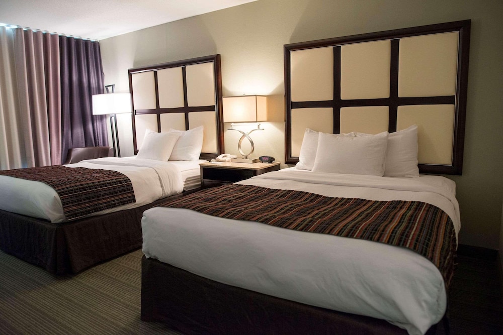 Country Inn & Suites By Radisson, Effingham, IL 7/17
