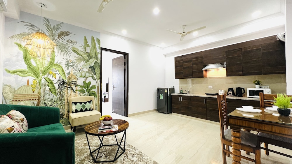 ZEN Suites Golf Course Road 42/50