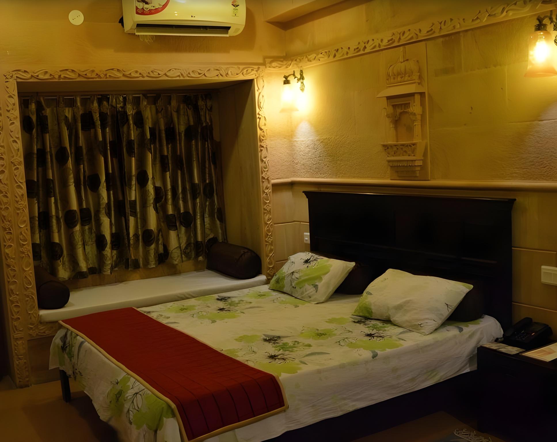 Heritage, Deluxe, Double Bed
