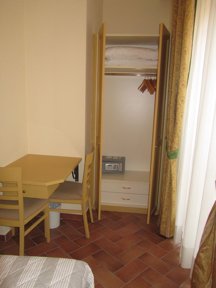 Hotel Borgovico 32/60