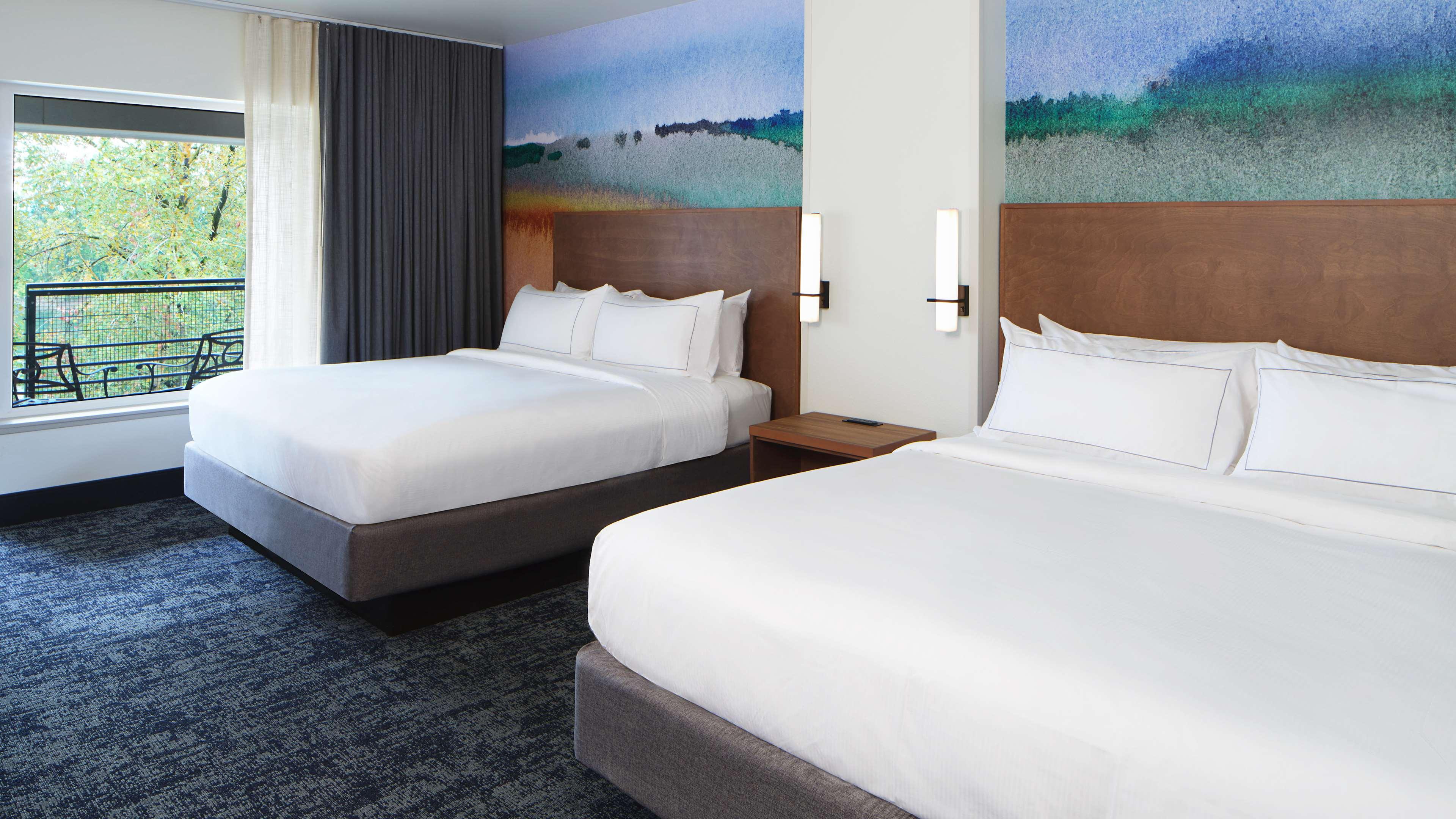 ROOM, 2 KING BEDS, RIVER VIEW, BALCONY