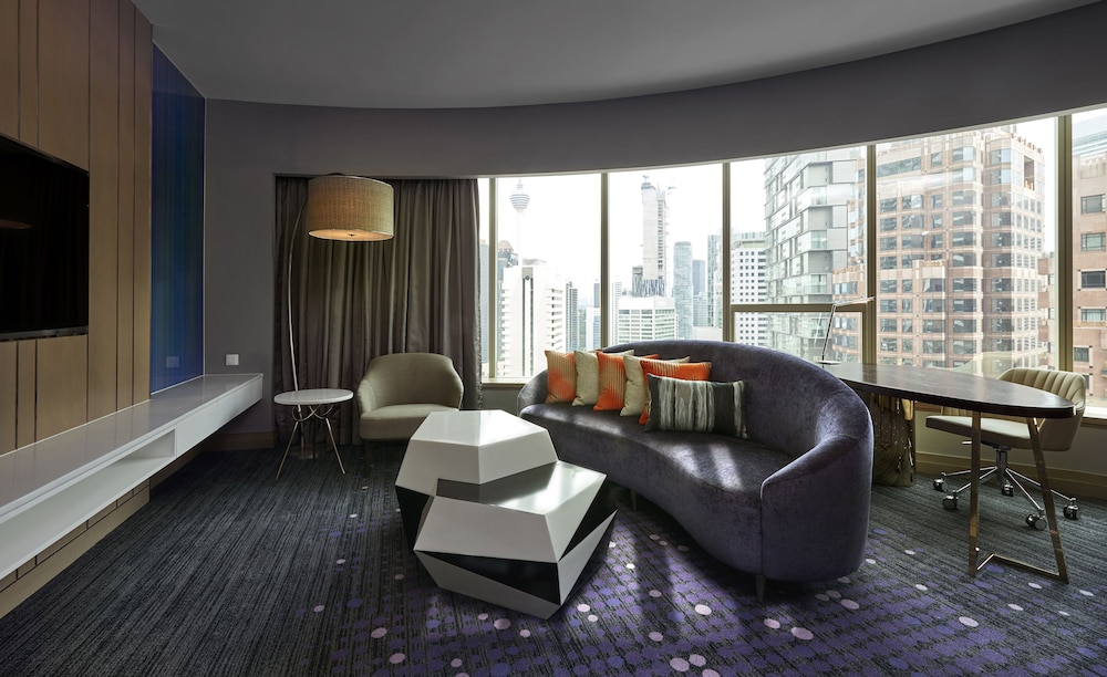 Pullman Kuala Lumpur City Centre Hotel and Residences 41/75
