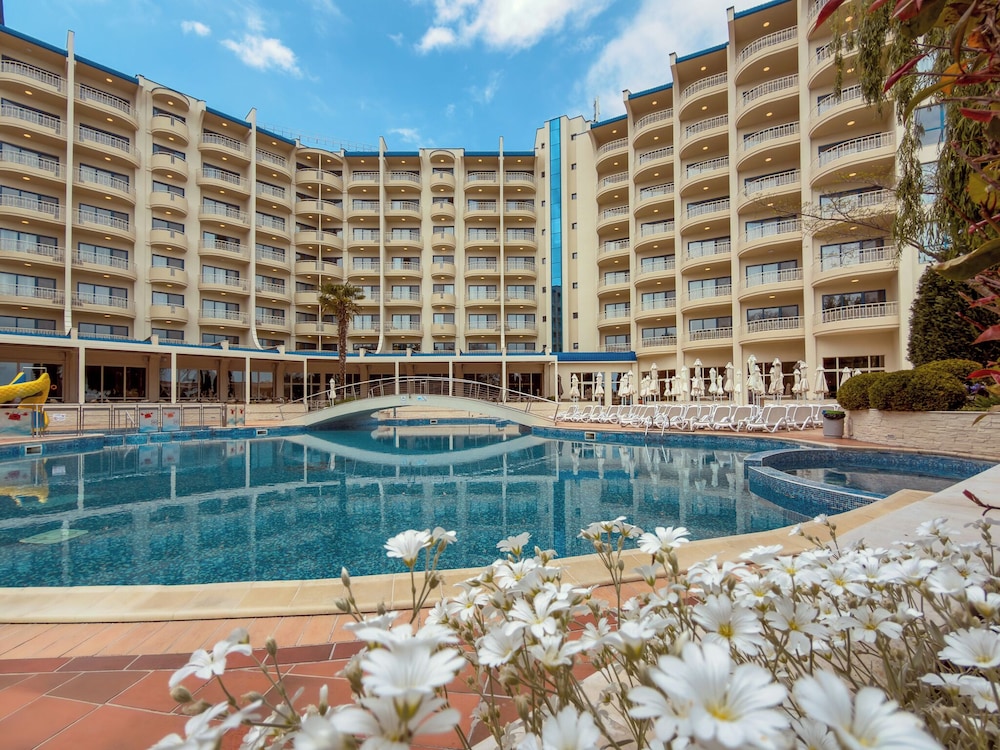 Grifid Club Hotel Arabella 4/48