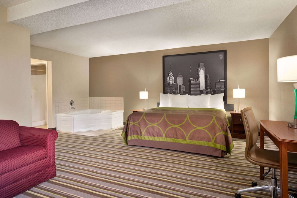 Super 8 By Wyndham Chambersburg I-81 8/43