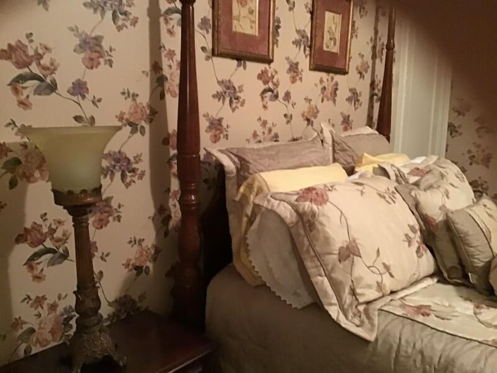 Brookview Manor Inn of the Poconos 21/51