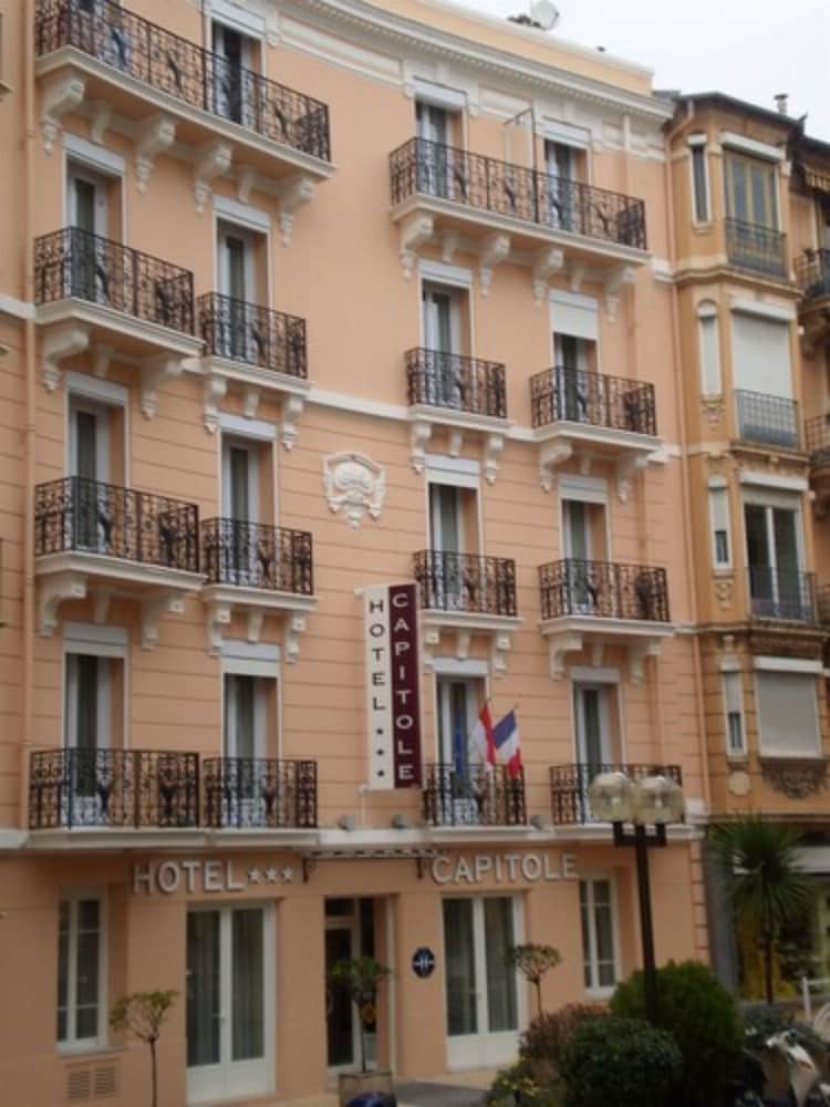 Hotel Capitole 2/53