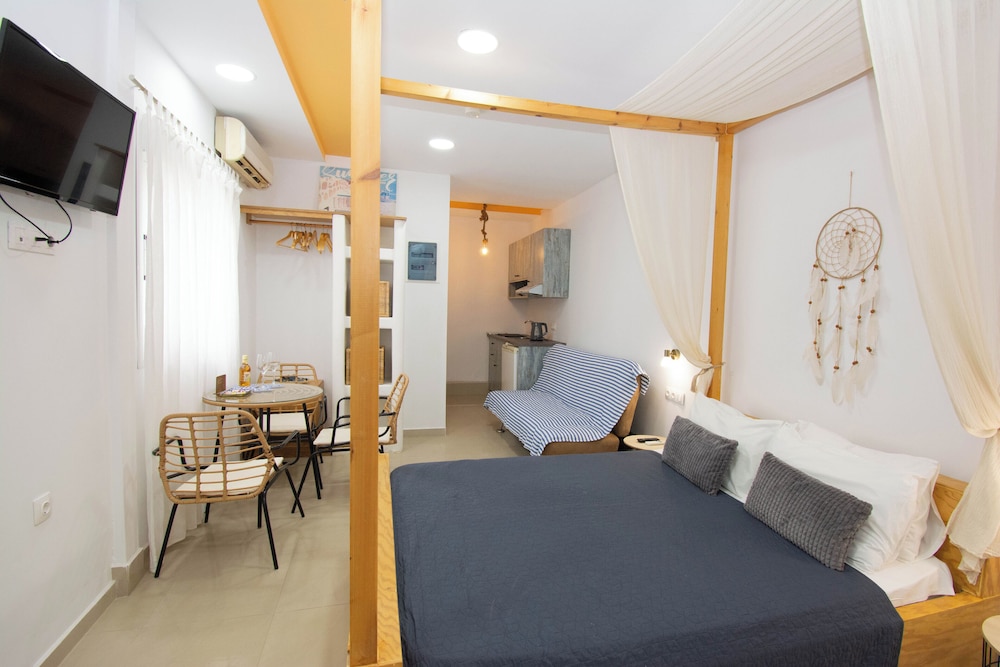 Ov Suites 12/50