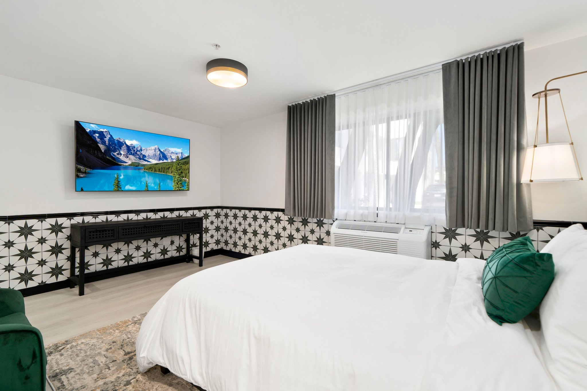 Casablanca Inn 26/71