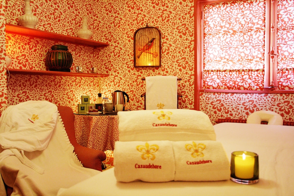 Relais And Chateaux Cazaudehore 42/79