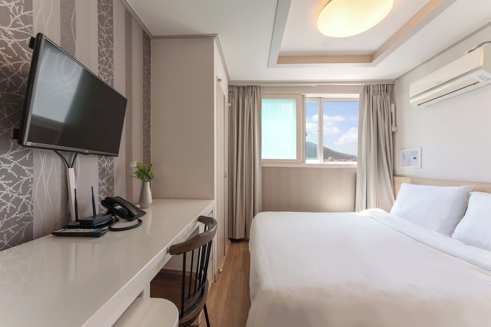 Staywell Hotel 28/50
