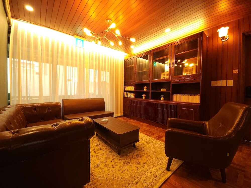 OYO Hostel Myeongdong 5 23/50