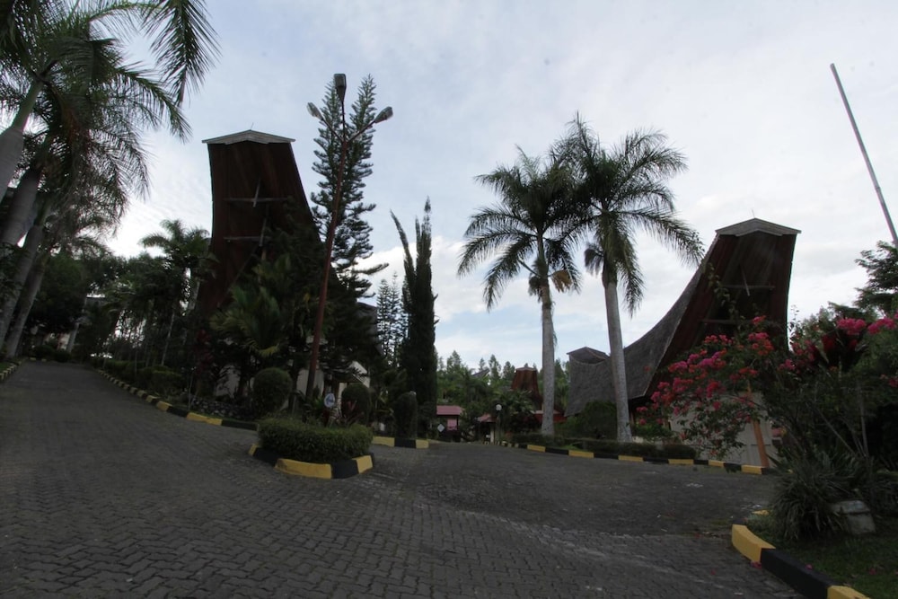 Sahid Toraja 32/35