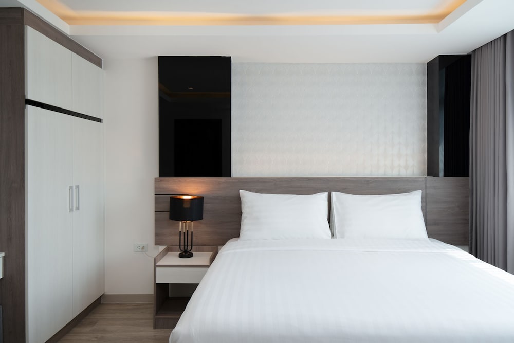 ORION Hotel and Residence Bangkok 11/50
