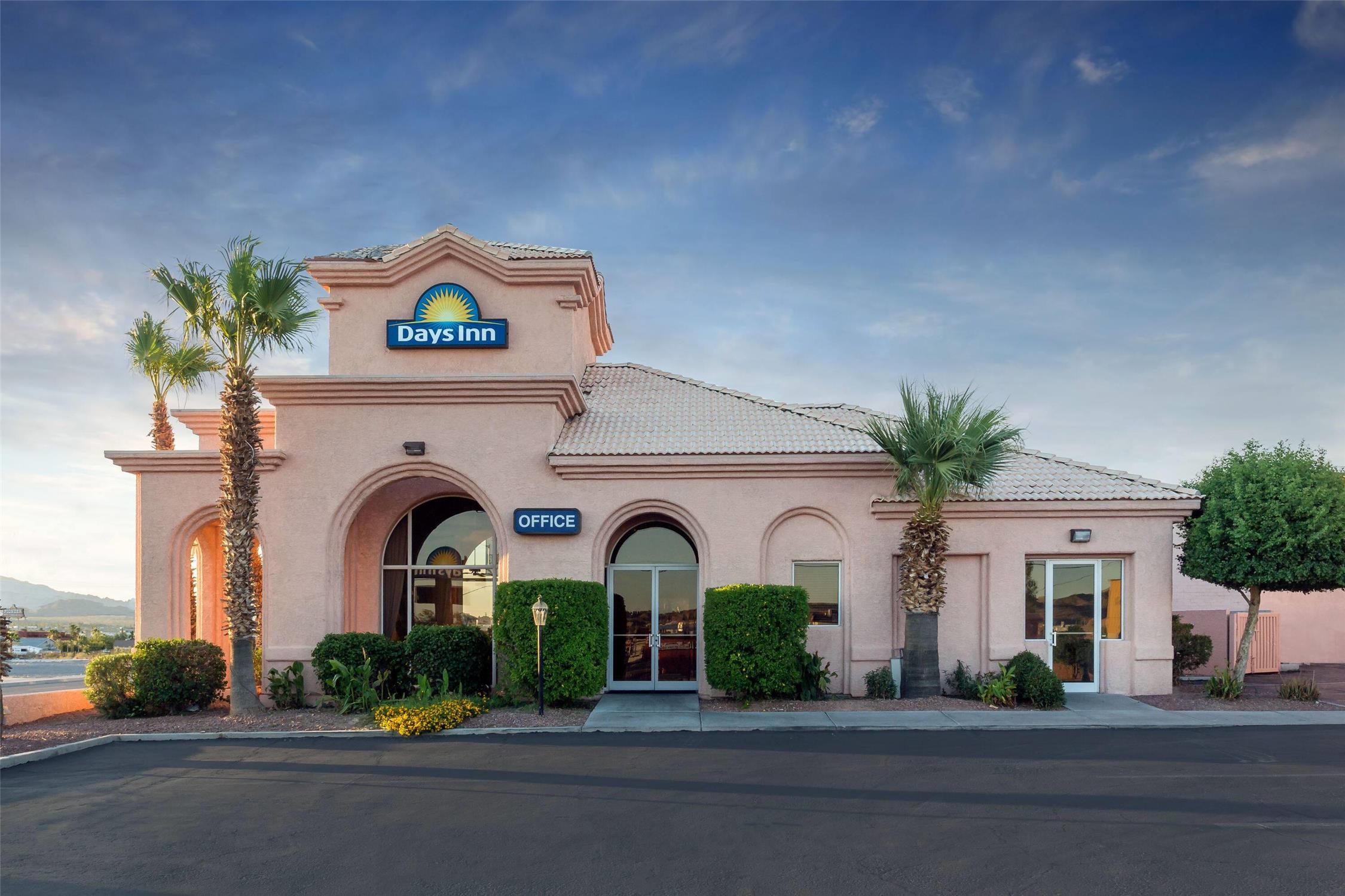 Days Inn by Wyndham Bullhead City 2/14