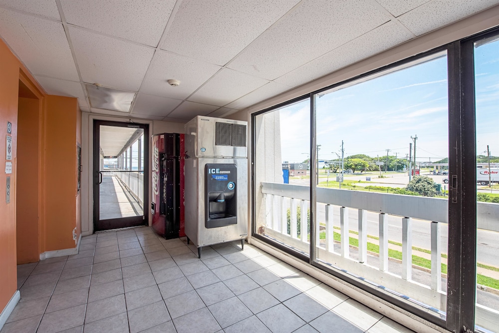 Budget Inn Norfolk Va 6/42