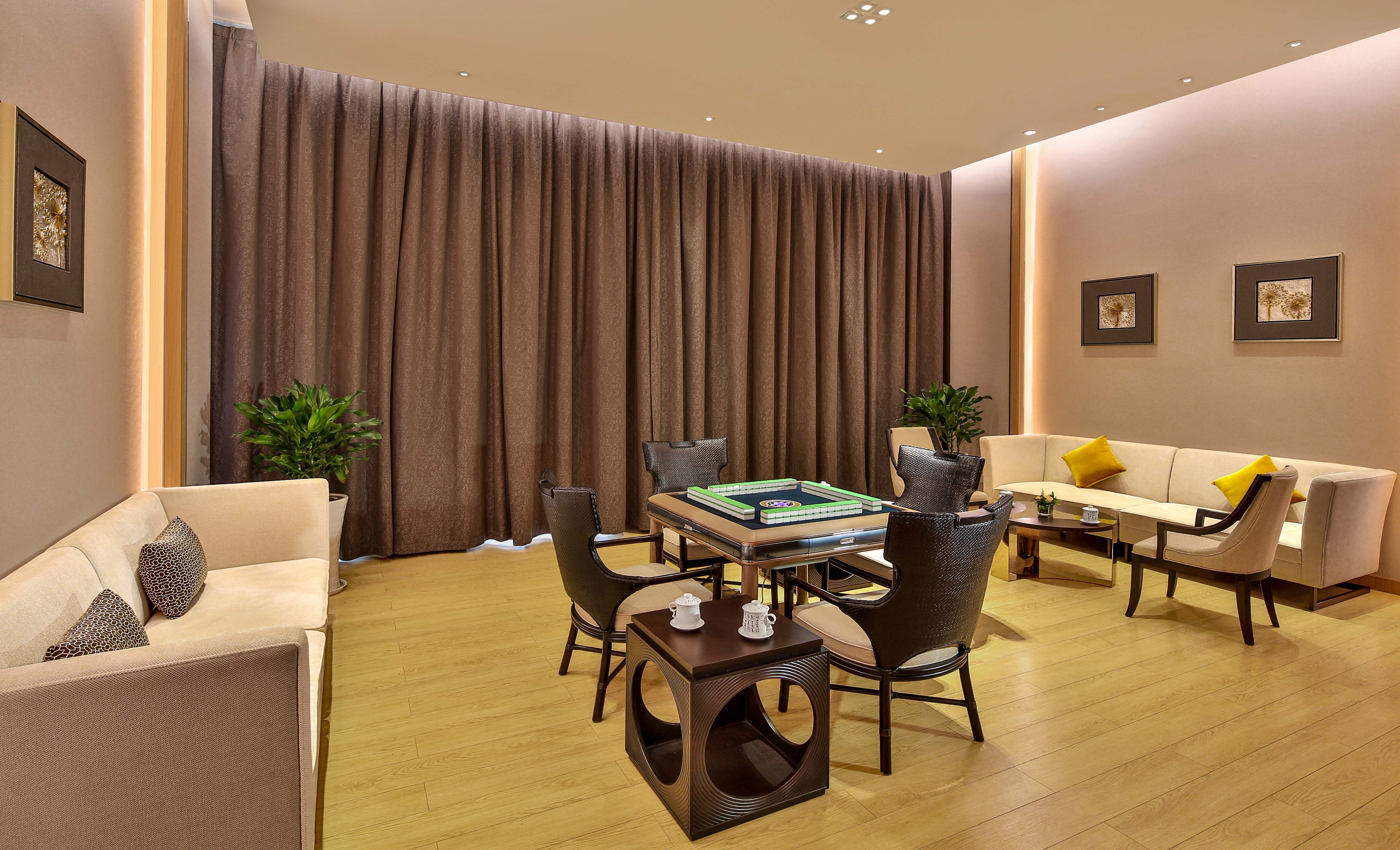 HOLIDAY INN CHENGDU QINHUANG 75/100