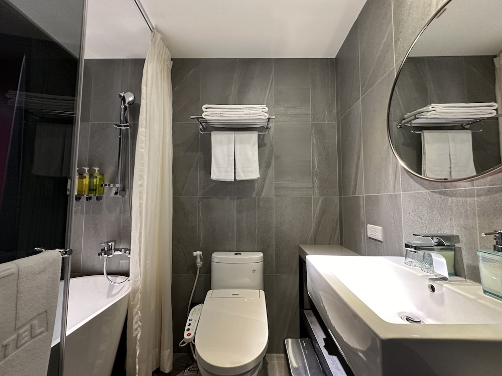 Cho Hotel 3 39/50