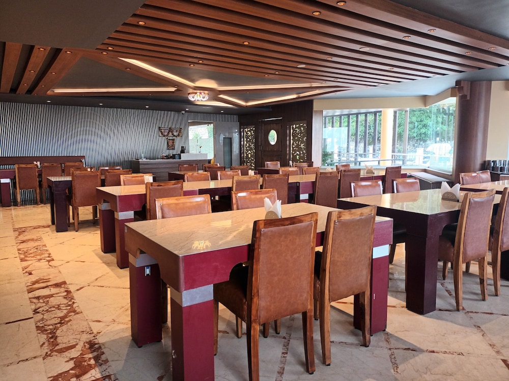 HOTEL PLEASANT STAY 31/34