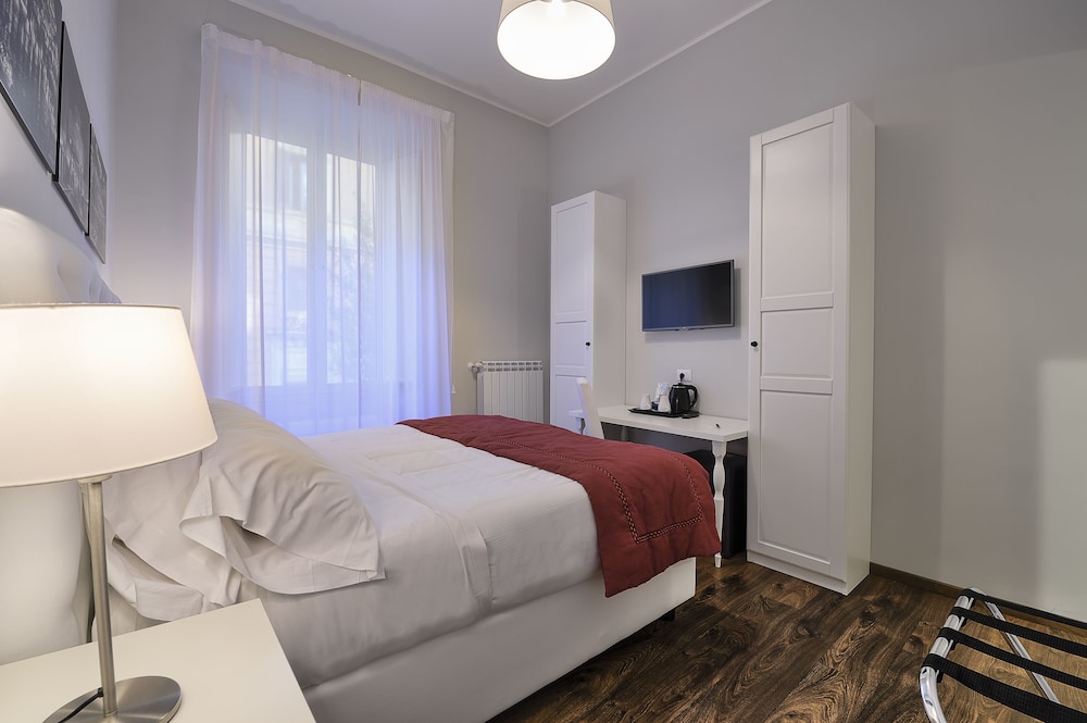Star Vatican Rooms 19/58