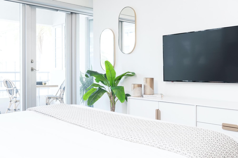 Luxuri Suites 39/50