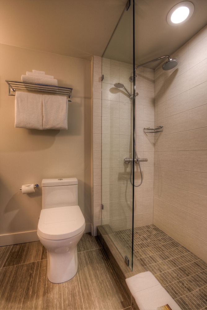 Oceanfront Suites At Cowichan Bay 17/63