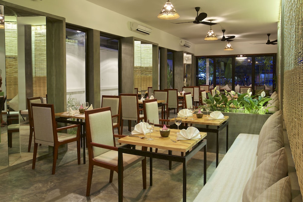 De Sonyn Boutique 56/65