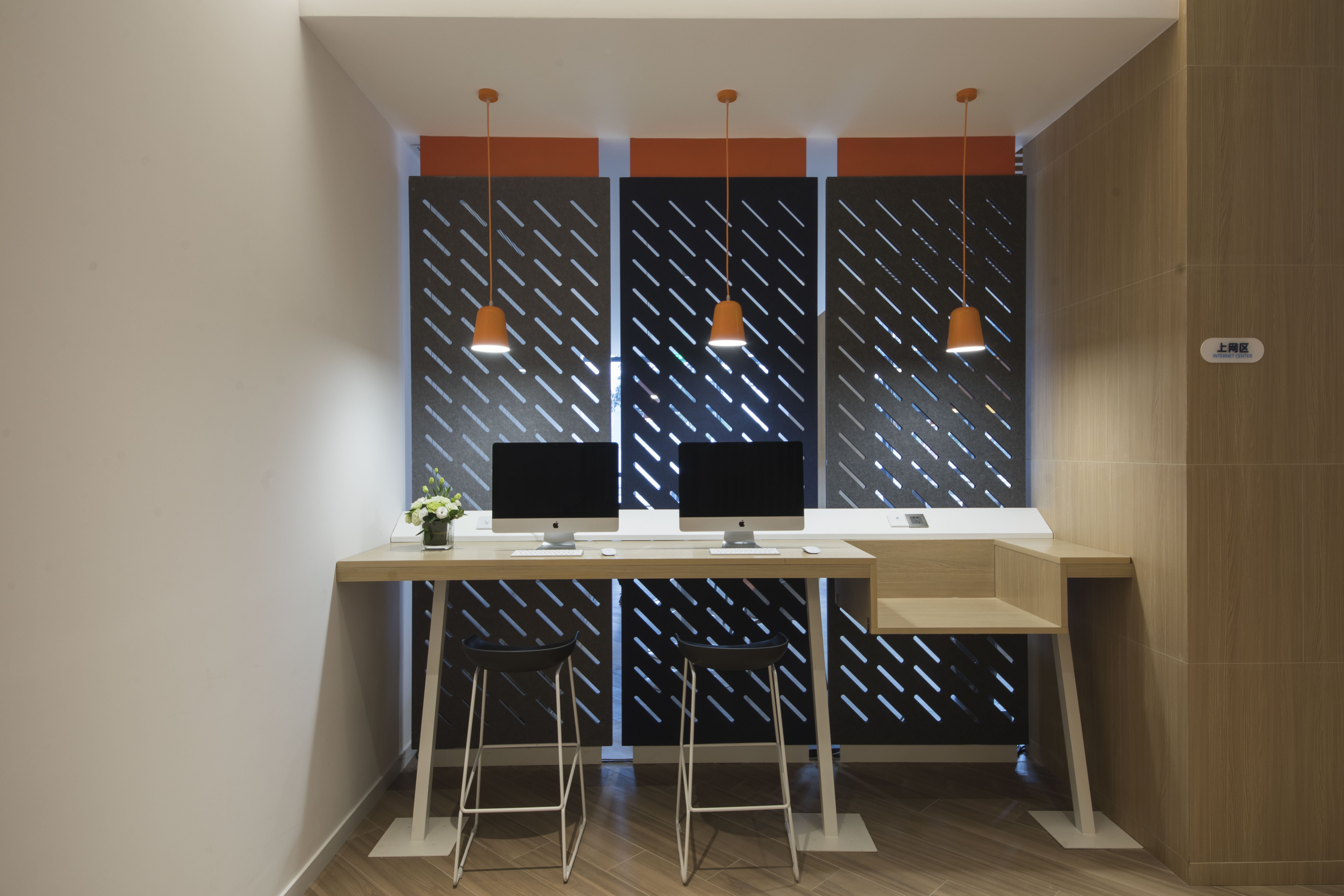 Holiday Inn Express Xiamen Airport Zone 25/33