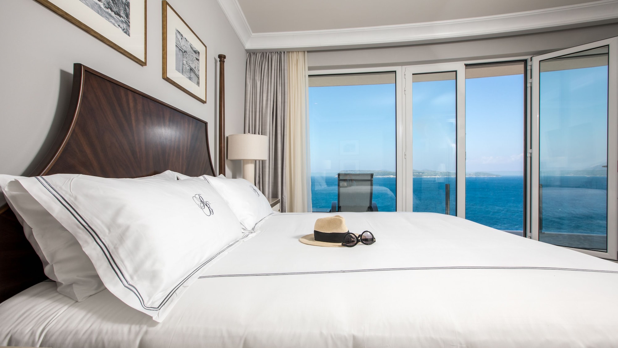 EXECUTIVE, KING BED, SEA VIEW, BALCONY