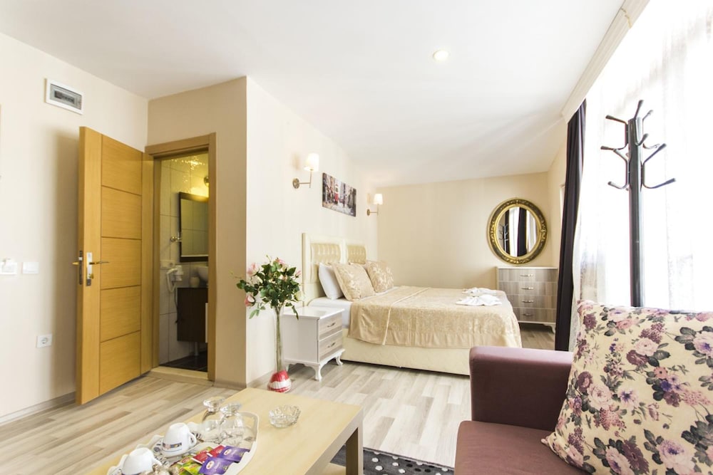 Taksim Ruby Suites 36/50