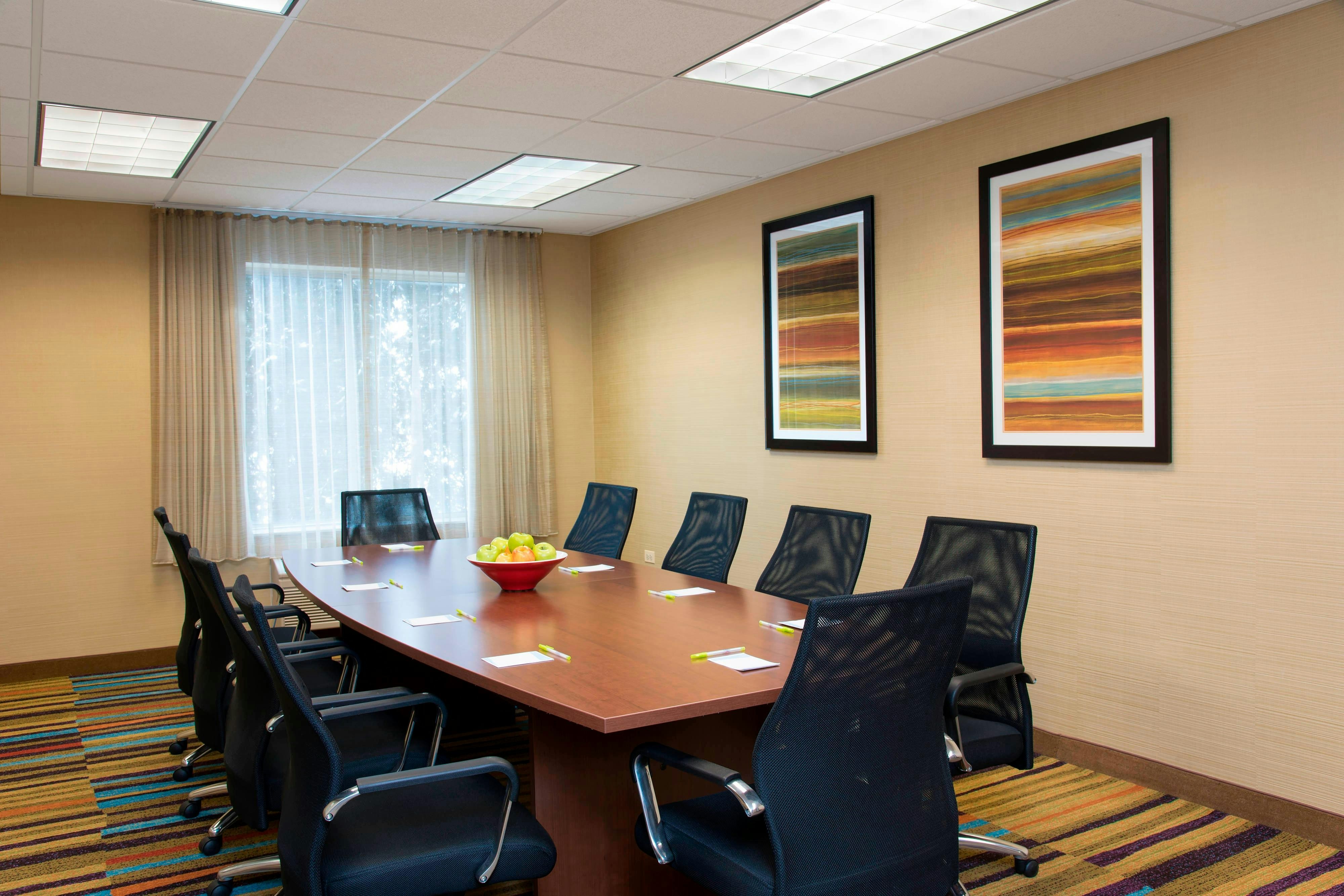 Fairfield Inn Suites Chicago St Charles 8/9