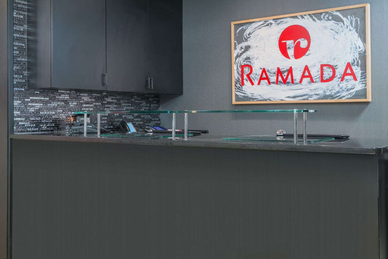 Ramada by Wyndham Catlettsburg/Ashland 6/35