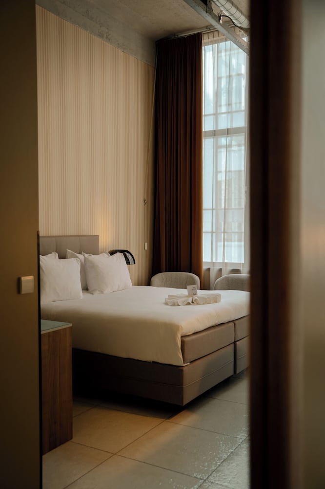 Loft, Superior, King Bed