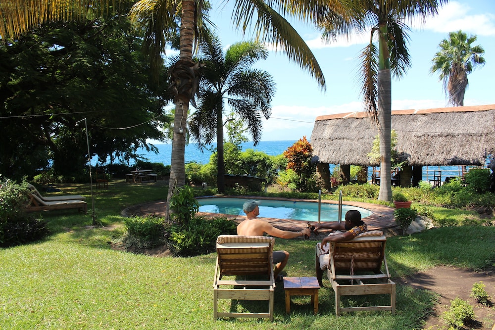 Nkhudzi Lodge 36/50