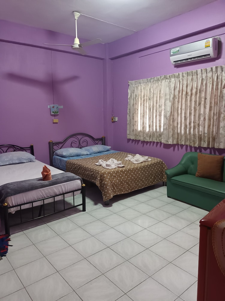 Baan Natcha 37/66