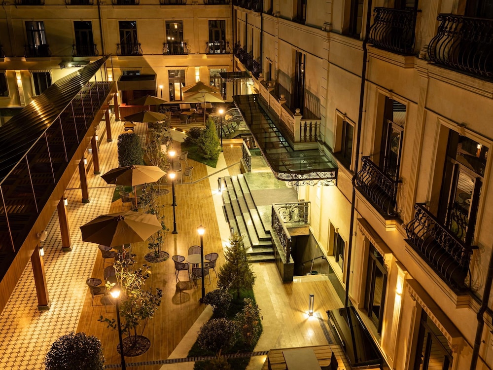 Mercure Tashkent North 3/90