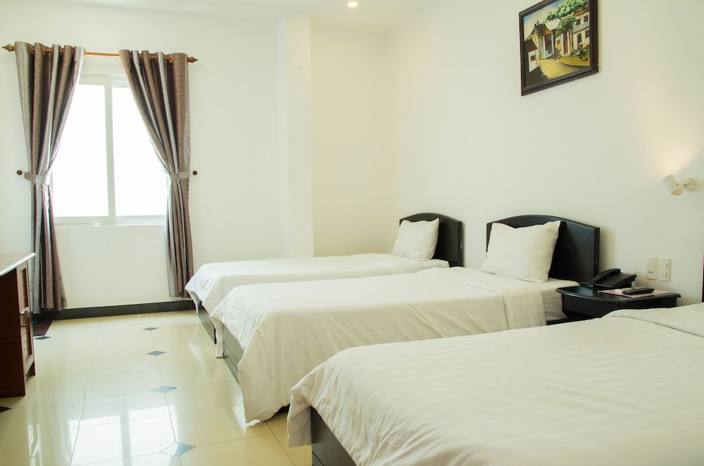 Xuan Hung Hotel 32/55