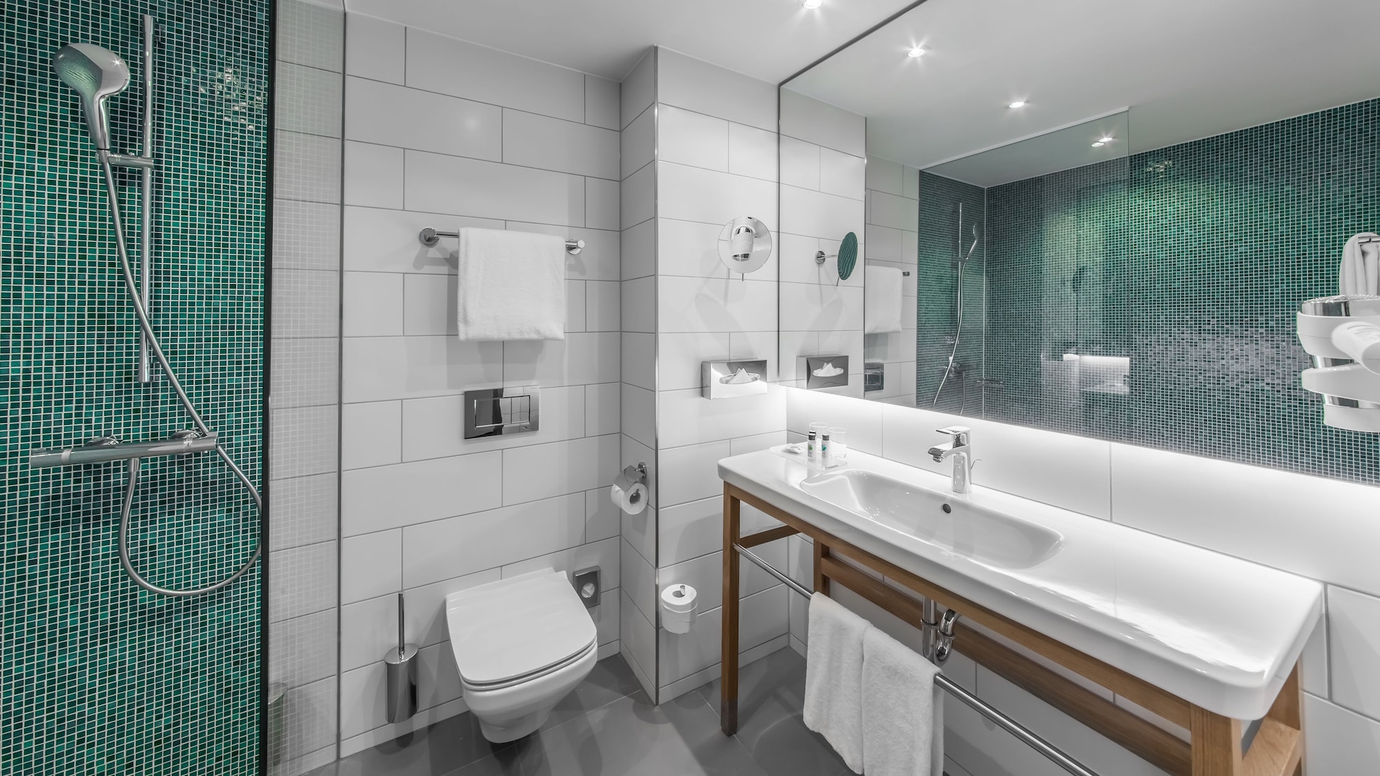 EXECUTIVE, SUITE, KING BED