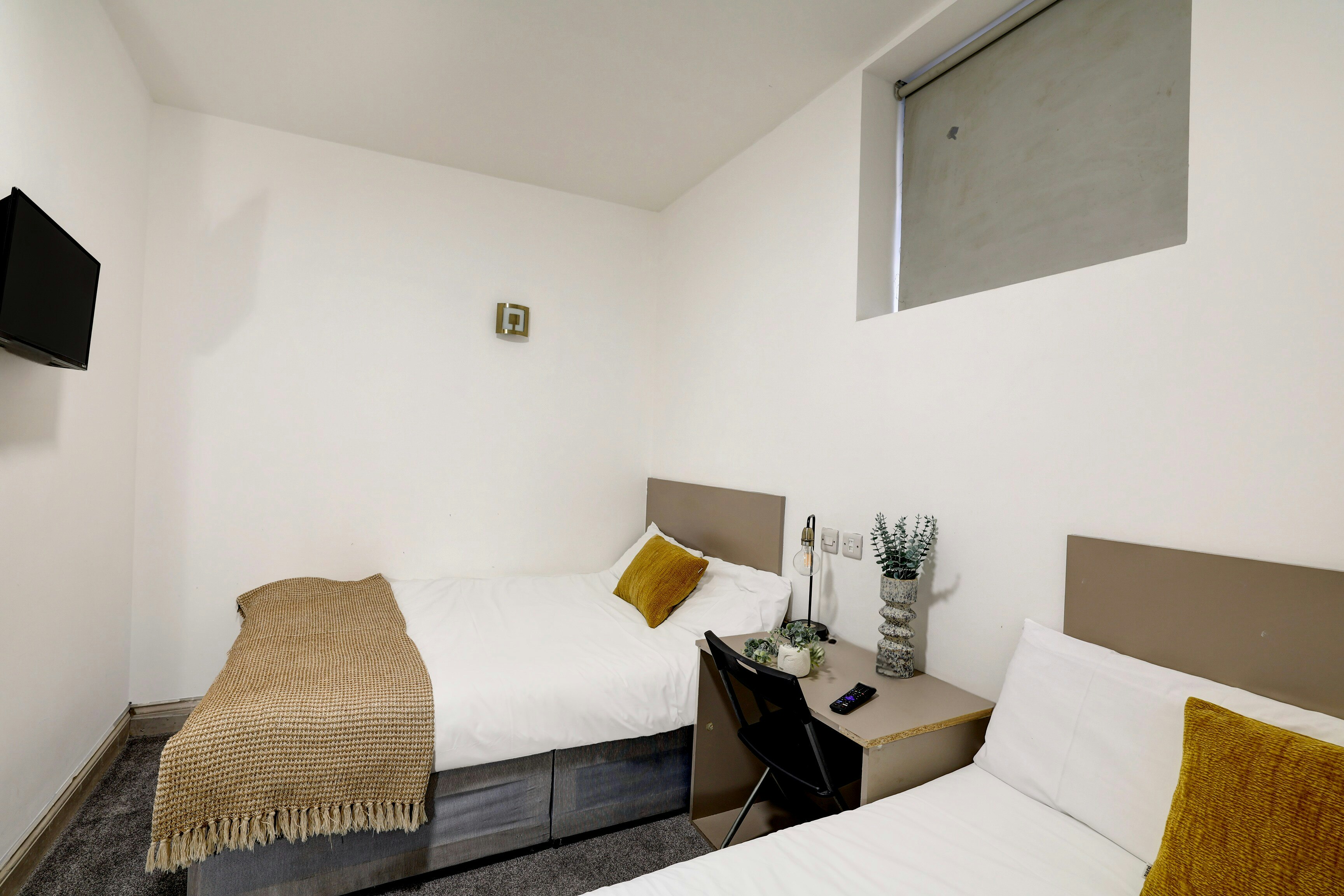 Belvilla Ilford Station Hotel, 4 min from Elizabeth line 18/46