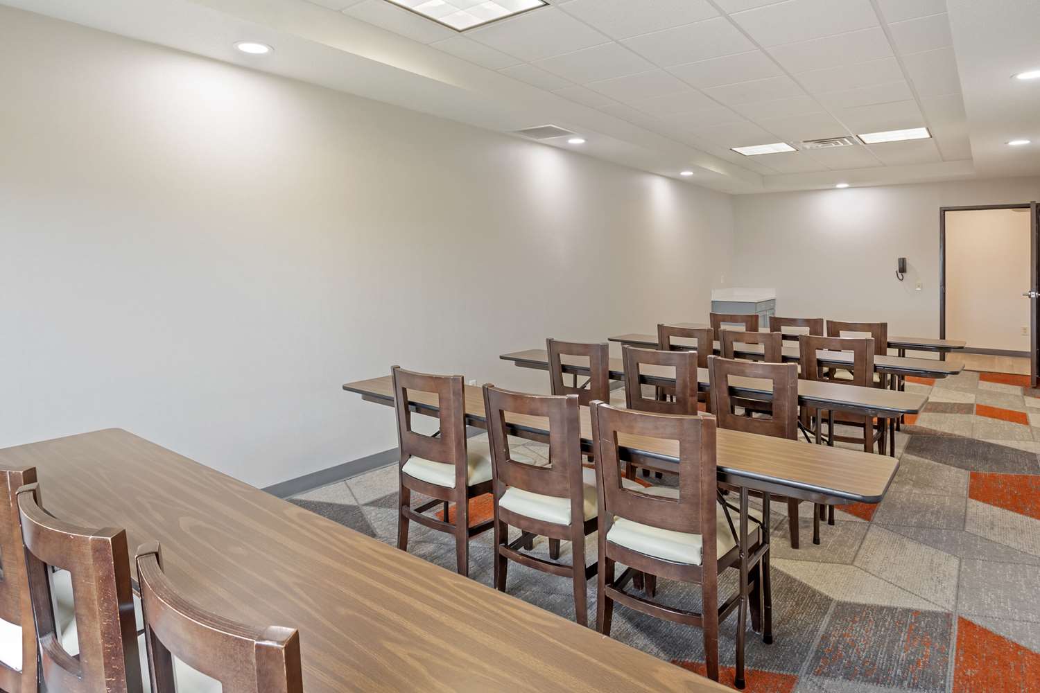 Comfort Suites Bloomsburg, PA 39/44